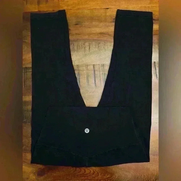 Lululemon Align Crop (19") size 4 - Picture 1 of 2